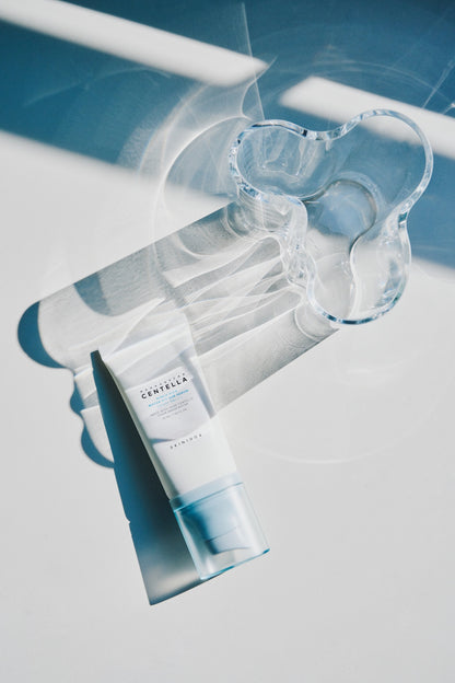 Skin1004 Madagascar Centella Hyalu-Cica Water-Fit Sun Serum