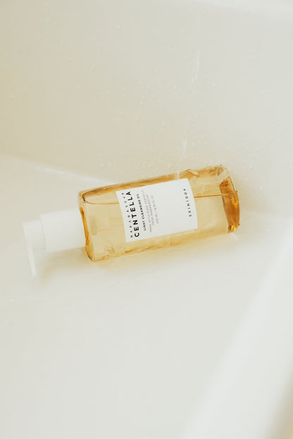 Skin1004 Madagascar Centella Light Cleansing Oil